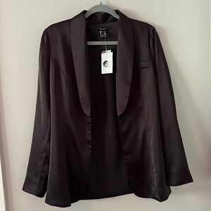 Forever 21 black blazer